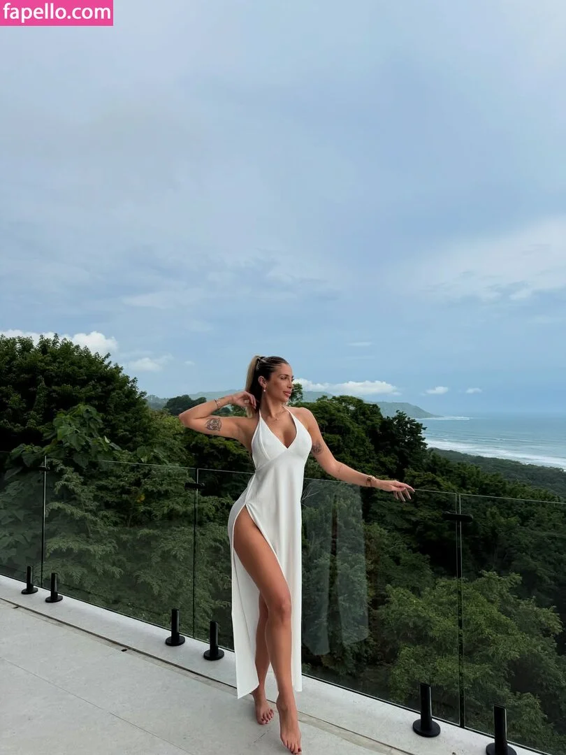 Antonella Mantovano Onlyfans Photo Gallery 