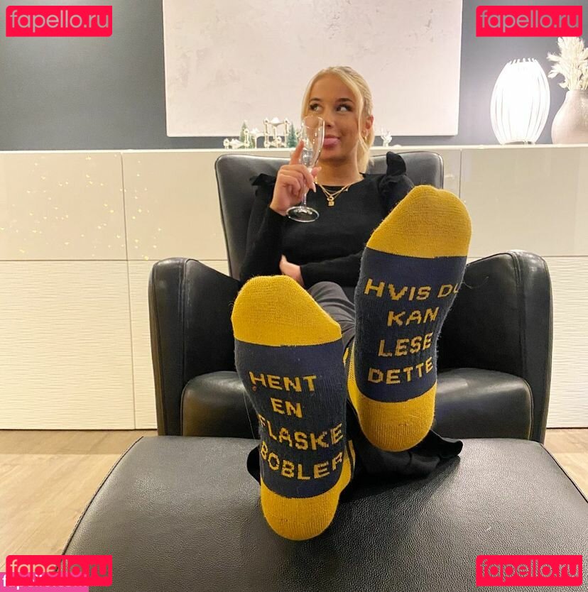 Martine Baardseng Nude Onlyfans Photo 21