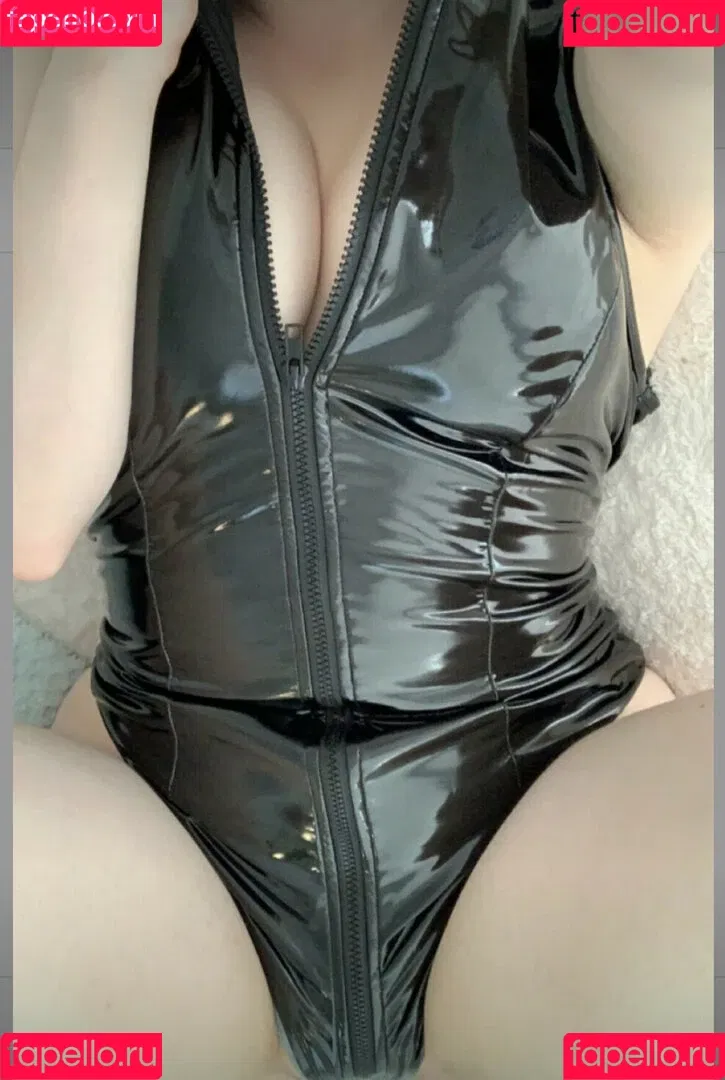 Aveykitty Onlyfans Photo Gallery 