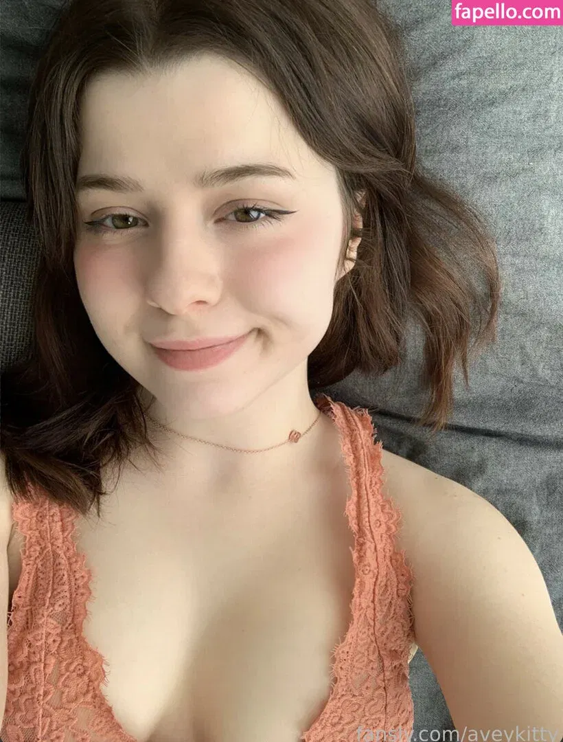 Aveykitty Onlyfans Photo Gallery 