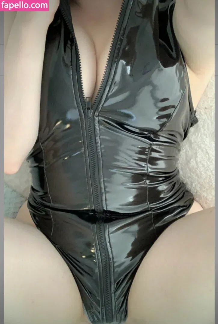 Aveykitty Onlyfans Photo Gallery 