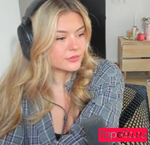 BrookeAB Onlyfans Photo Gallery 