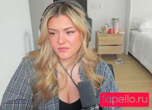 BrookeAB Onlyfans Photo Gallery 