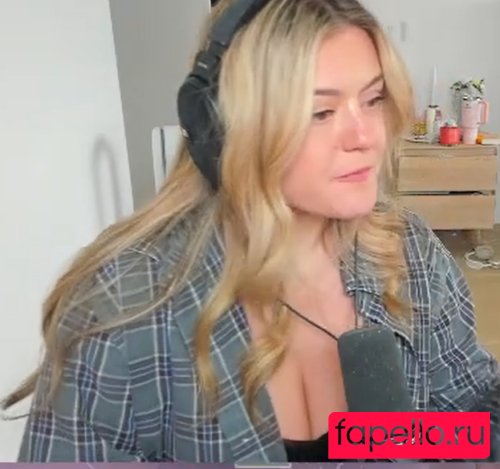 BrookeAB Onlyfans Photo Gallery 