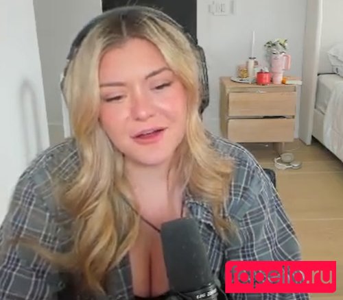 BrookeAB Onlyfans Photo Gallery 