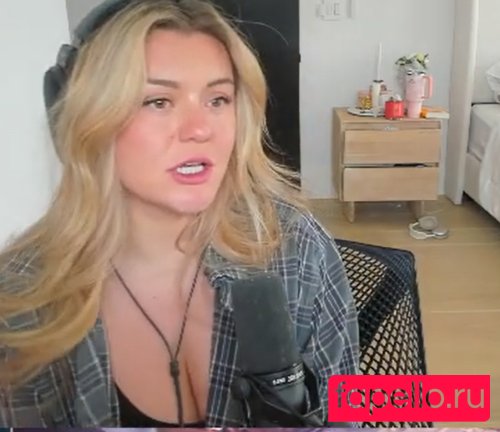 BrookeAB Onlyfans Photo Gallery 