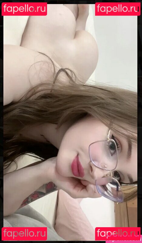 Circe M – Nahá fotografie z OnlyFans 15