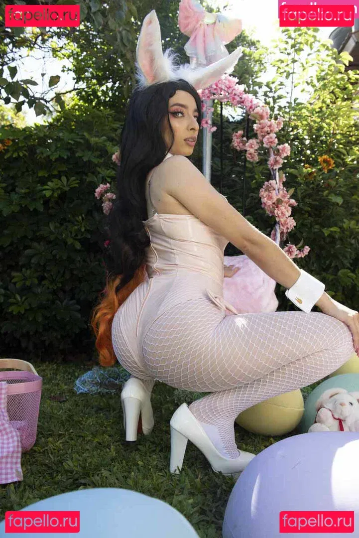 Emina Cosplay Onlyfans Photo Gallery 