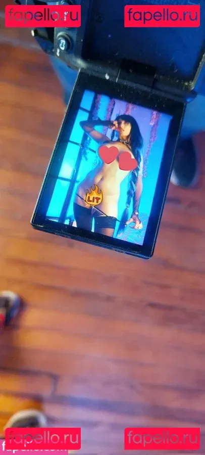 Emina Cosplay Onlyfans Photo Gallery 