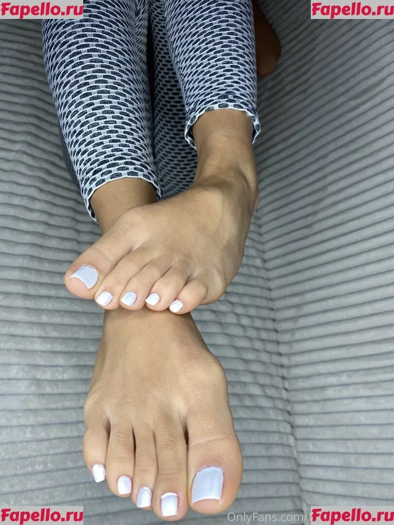 froggeefeetfree Onlyfans Photo Gallery 