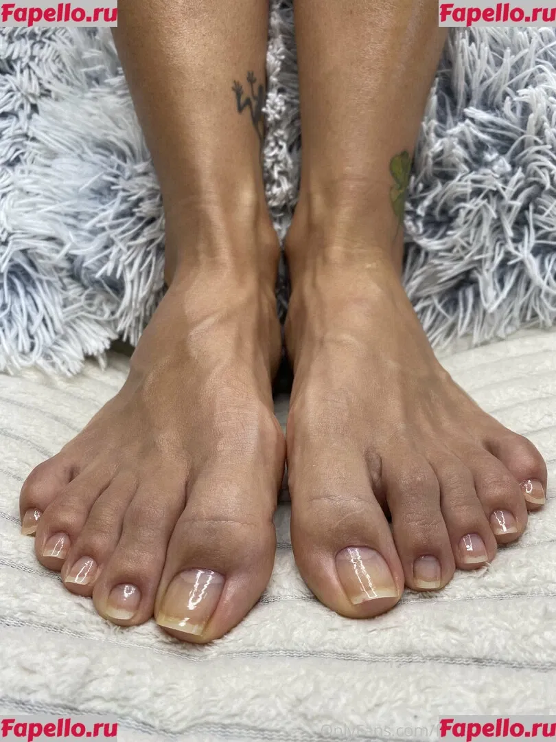 froggeefeetfree Onlyfans Photo Gallery 