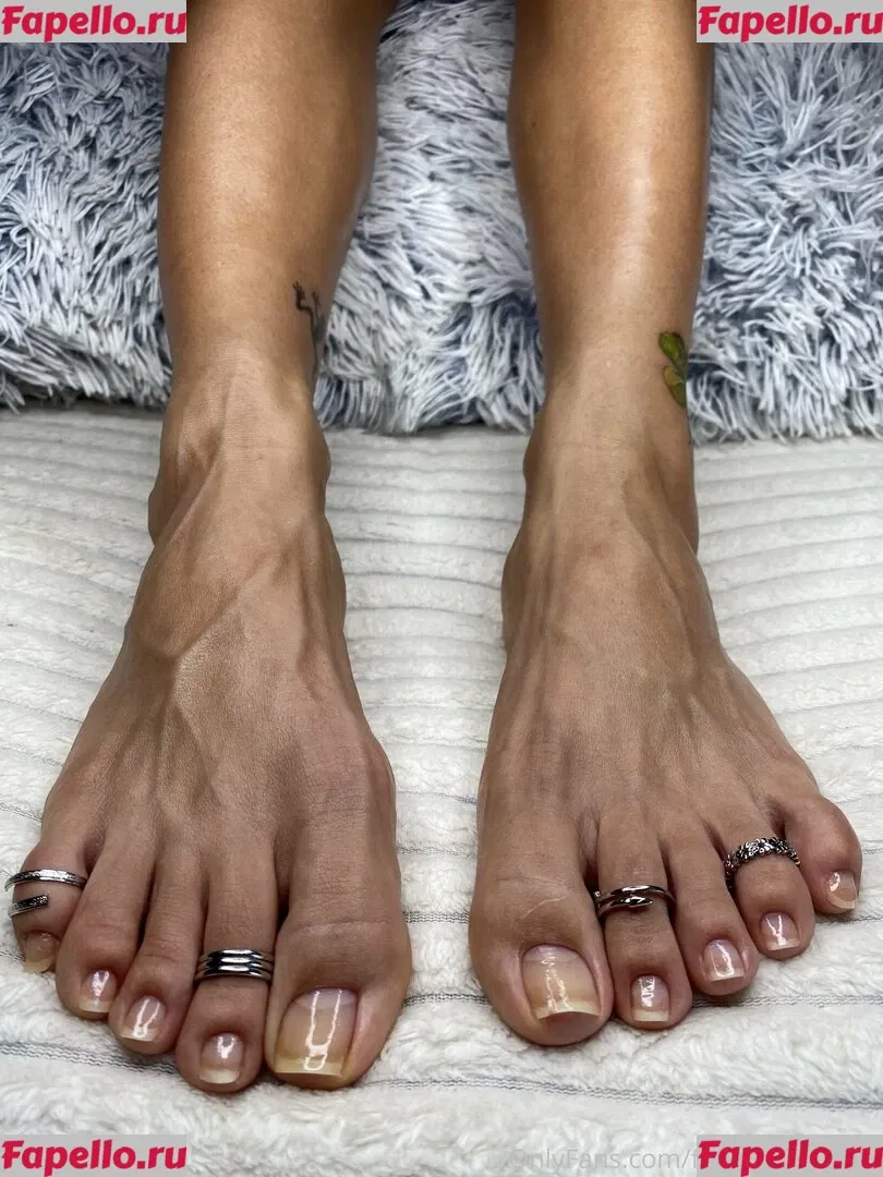 froggeefeetfree Onlyfans Photo Gallery 