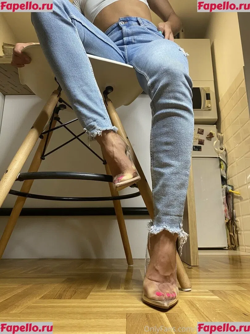 froggeefeetfree Onlyfans Photo Gallery 