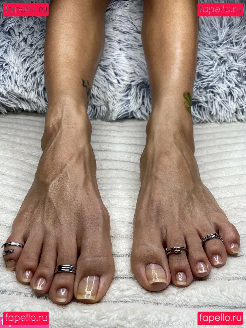 froggeefeetfree Onlyfans Photo Gallery 