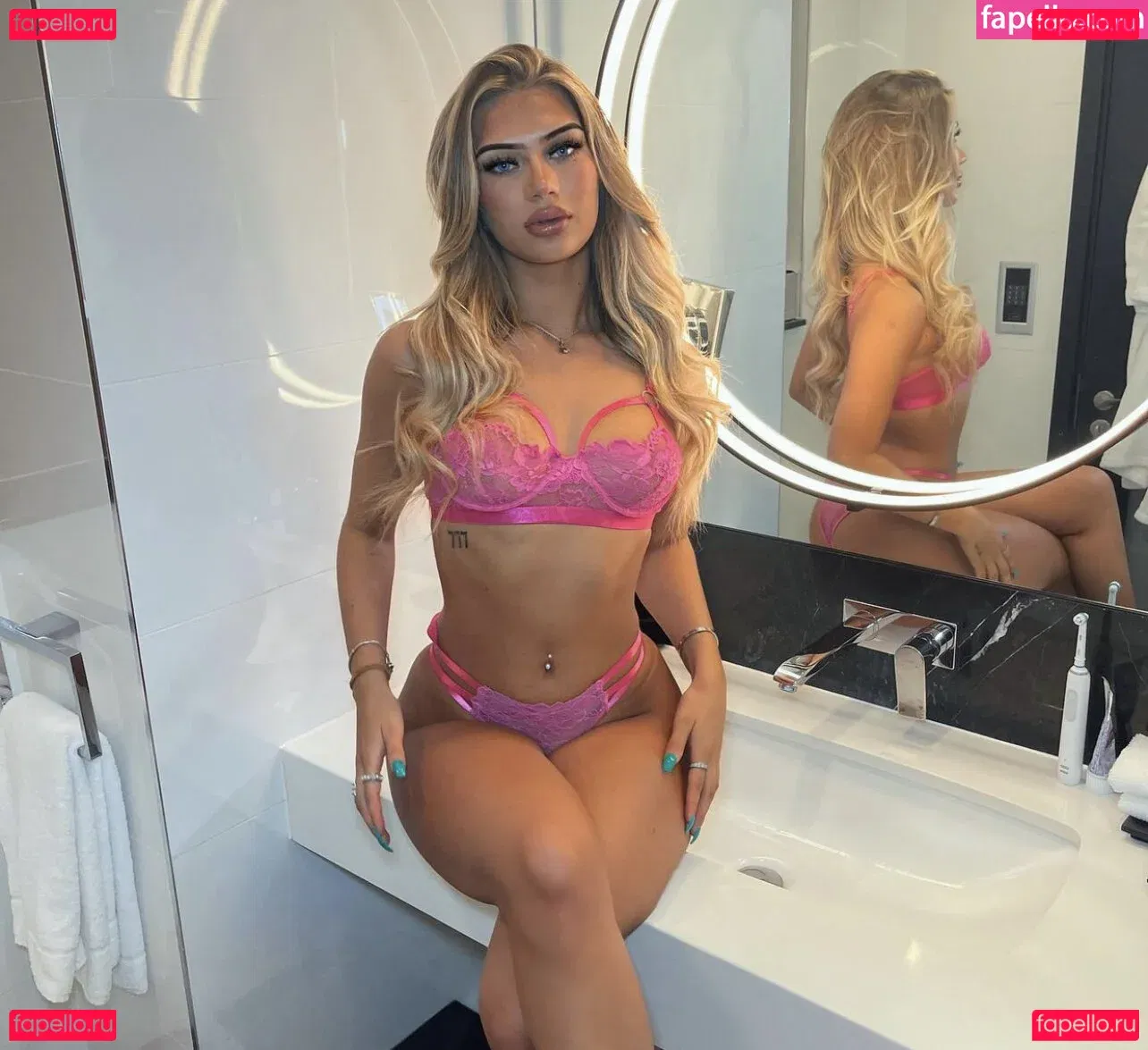 Imogen Oakley Onlyfans Photo Gallery 
