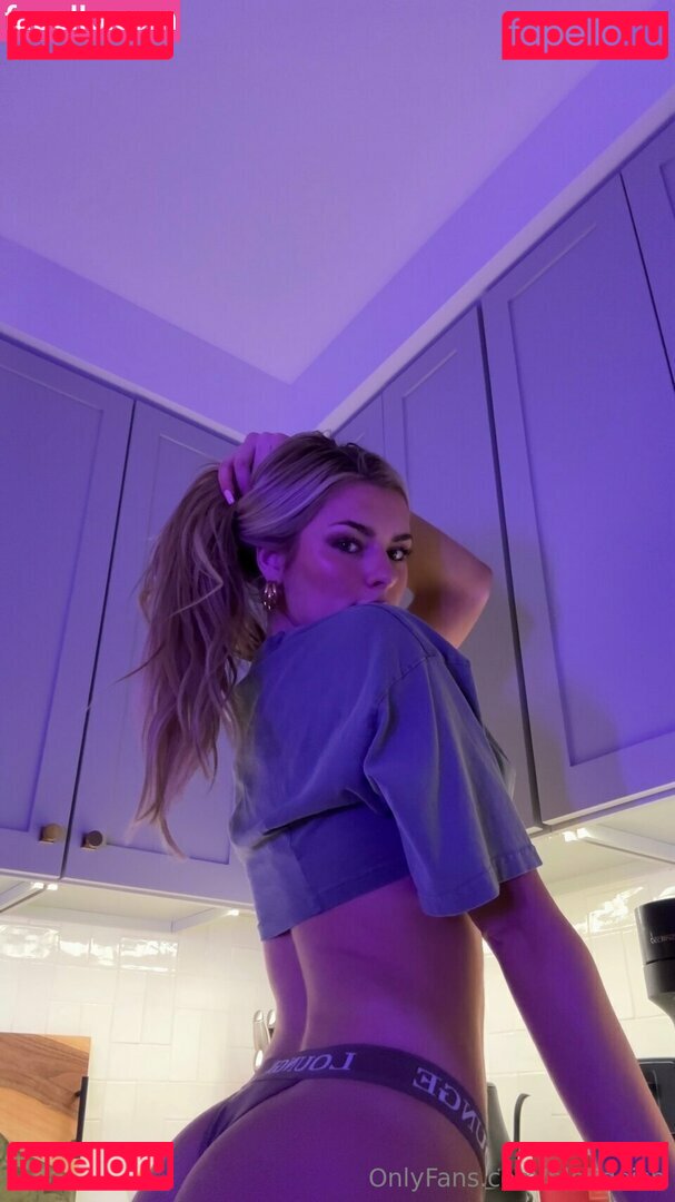 Audrey Holt – Nahá fotografie z OnlyFans 7