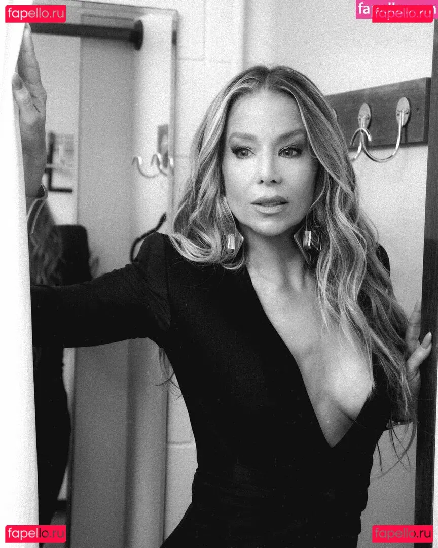 Danielle Winits Onlyfans Photo Gallery 