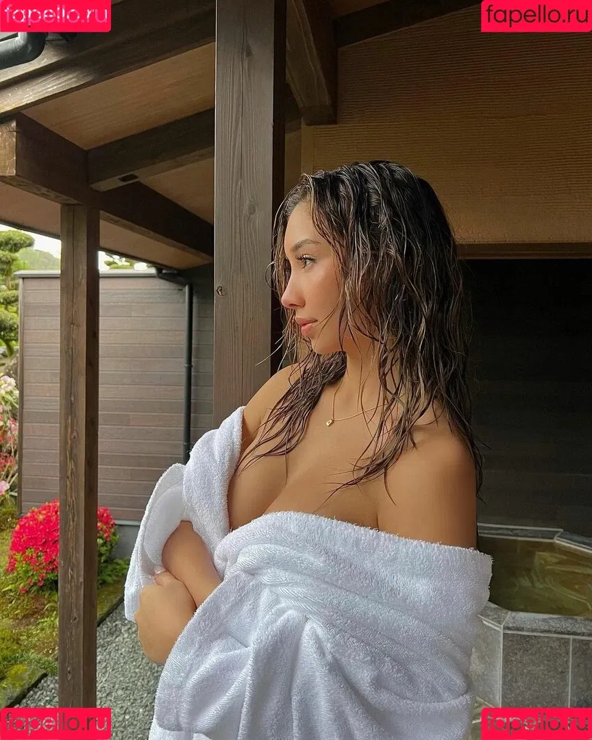 Lumma Aziz Onlyfans Photo Gallery 