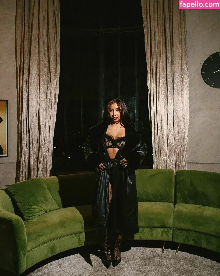 Lumma Aziz Onlyfans Photo Gallery 