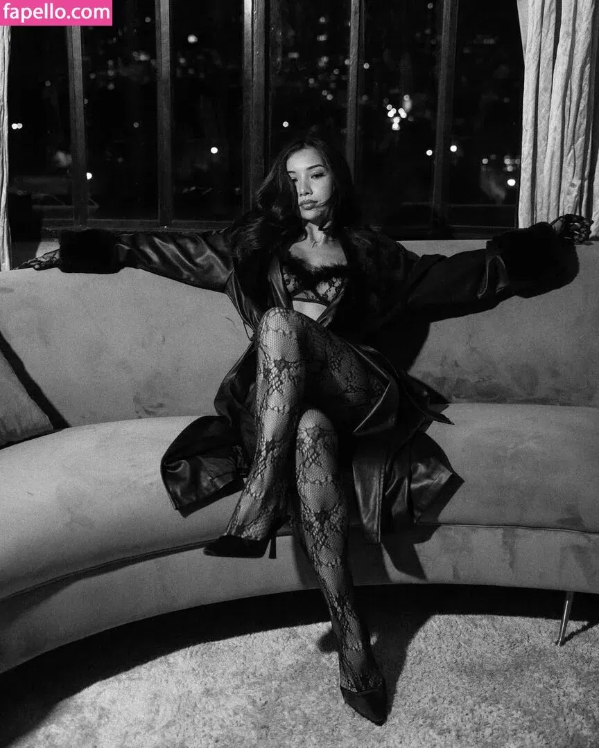 Lumma Aziz Onlyfans Photo Gallery 