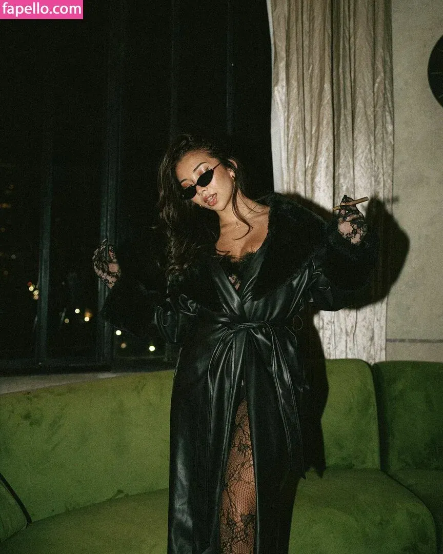 Lumma Aziz Onlyfans Photo Gallery 