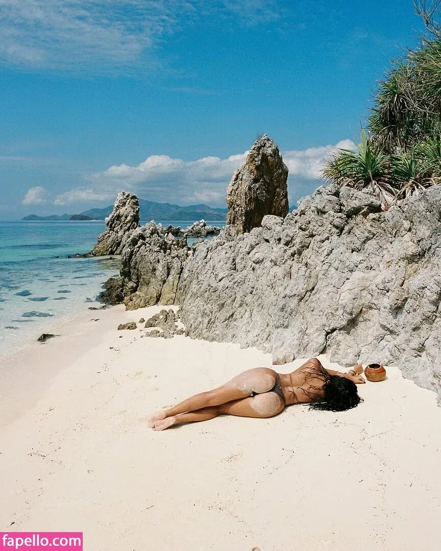 Lumma Aziz Onlyfans Photo Gallery 