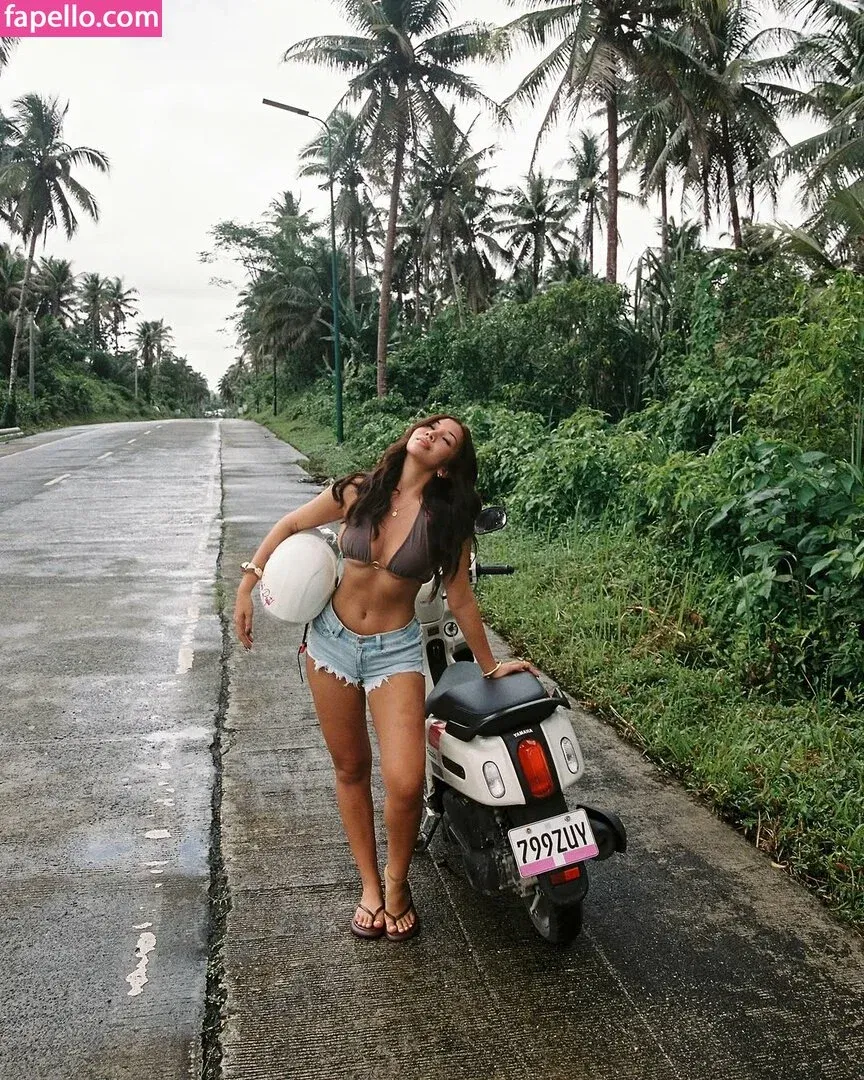 Lumma Aziz Onlyfans Photo Gallery 