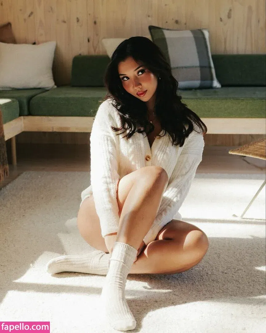 Lumma Aziz Onlyfans Photo Gallery 