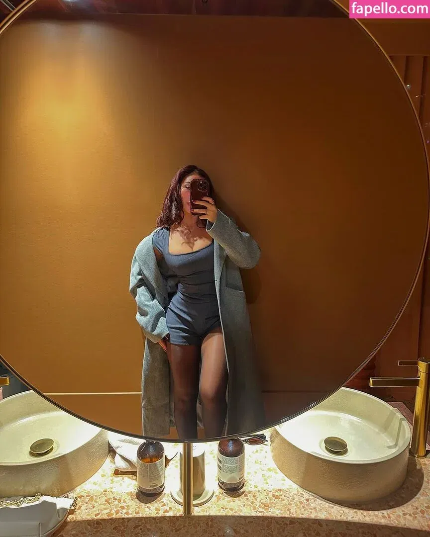 Lumma Aziz Onlyfans Photo Gallery 