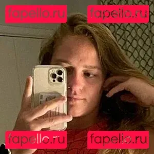 Lizzie_Pech_ Onlyfans Photo Gallery 