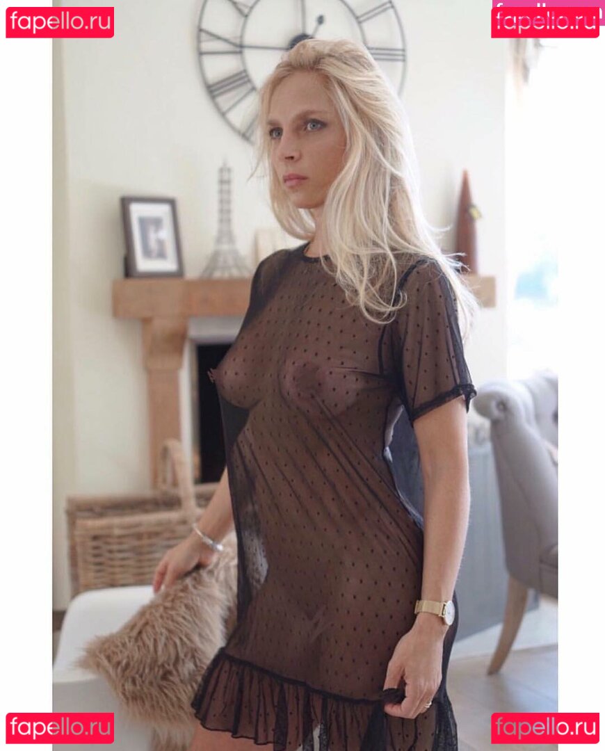 sarafantine Meztelen OnlyFans-fotó 27