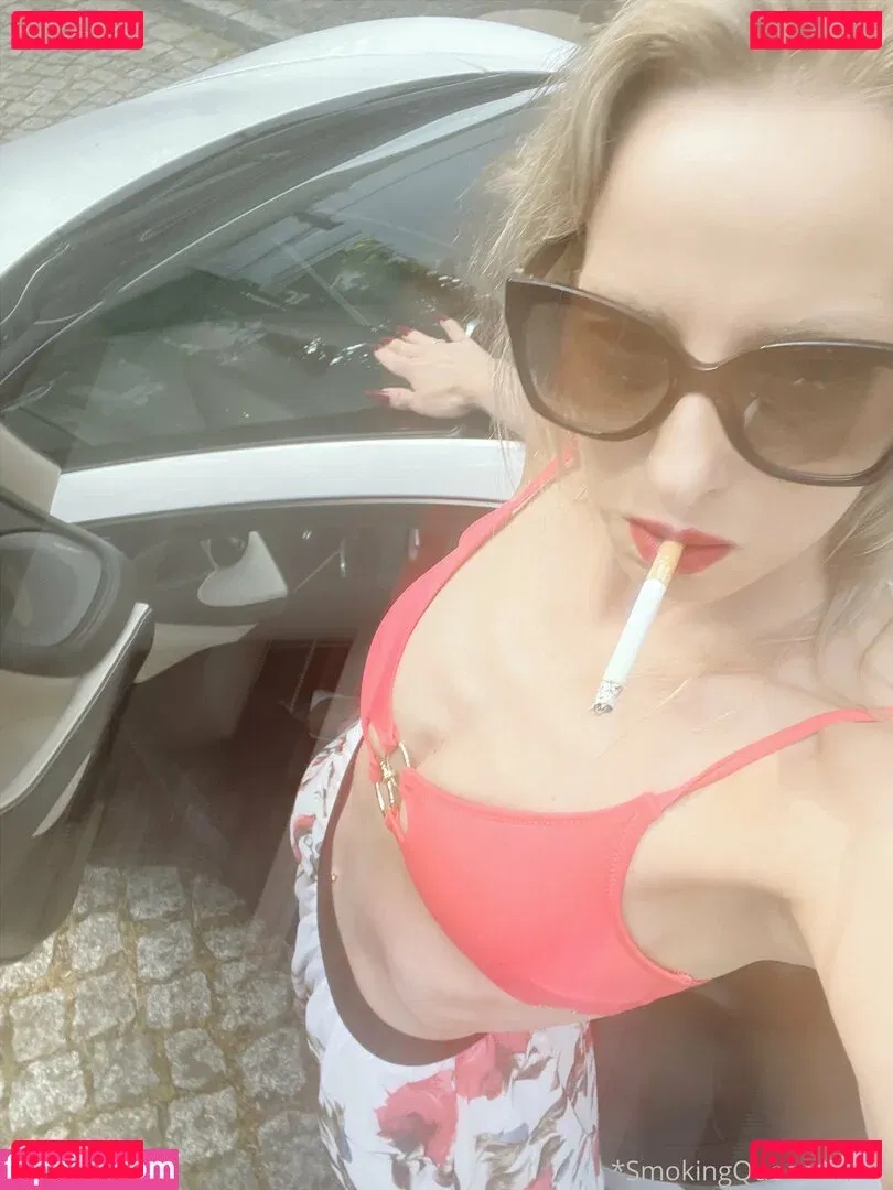 smokingqueenalina Onlyfans Photo Gallery 