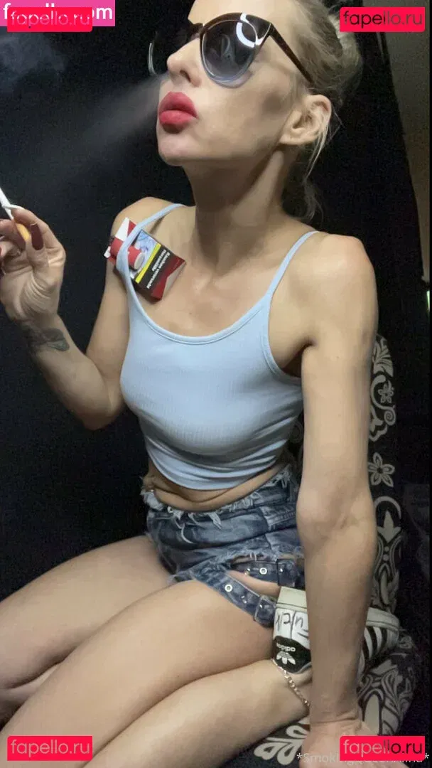 smokingqueenalina Onlyfans Photo Gallery 
