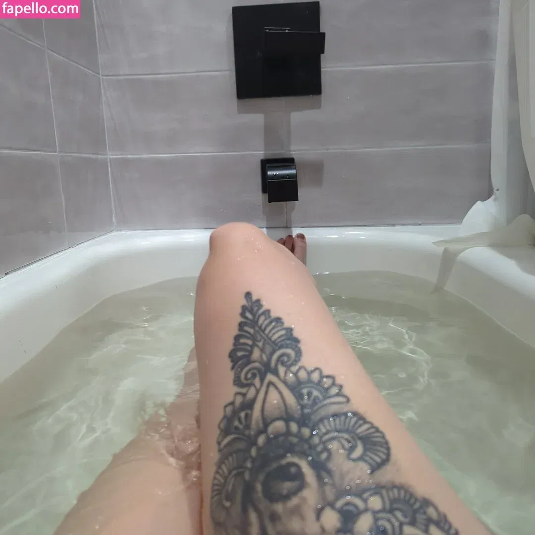 AvaGG Onlyfans Photo Gallery 