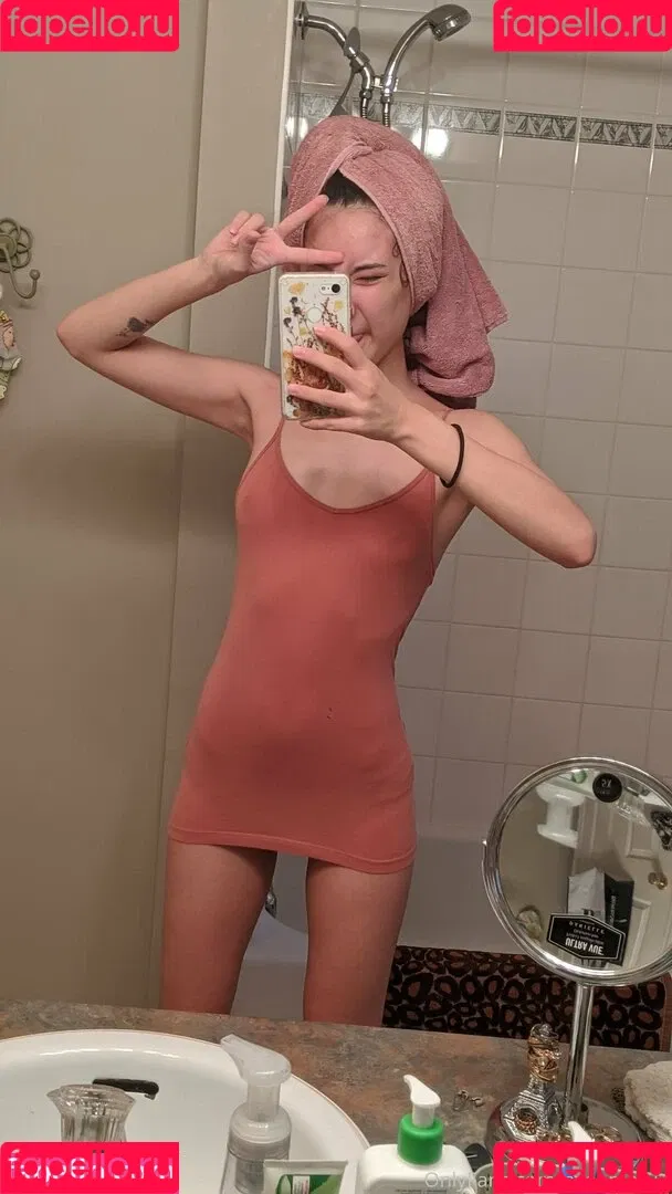nyaomaruu Onlyfans Photo Gallery 