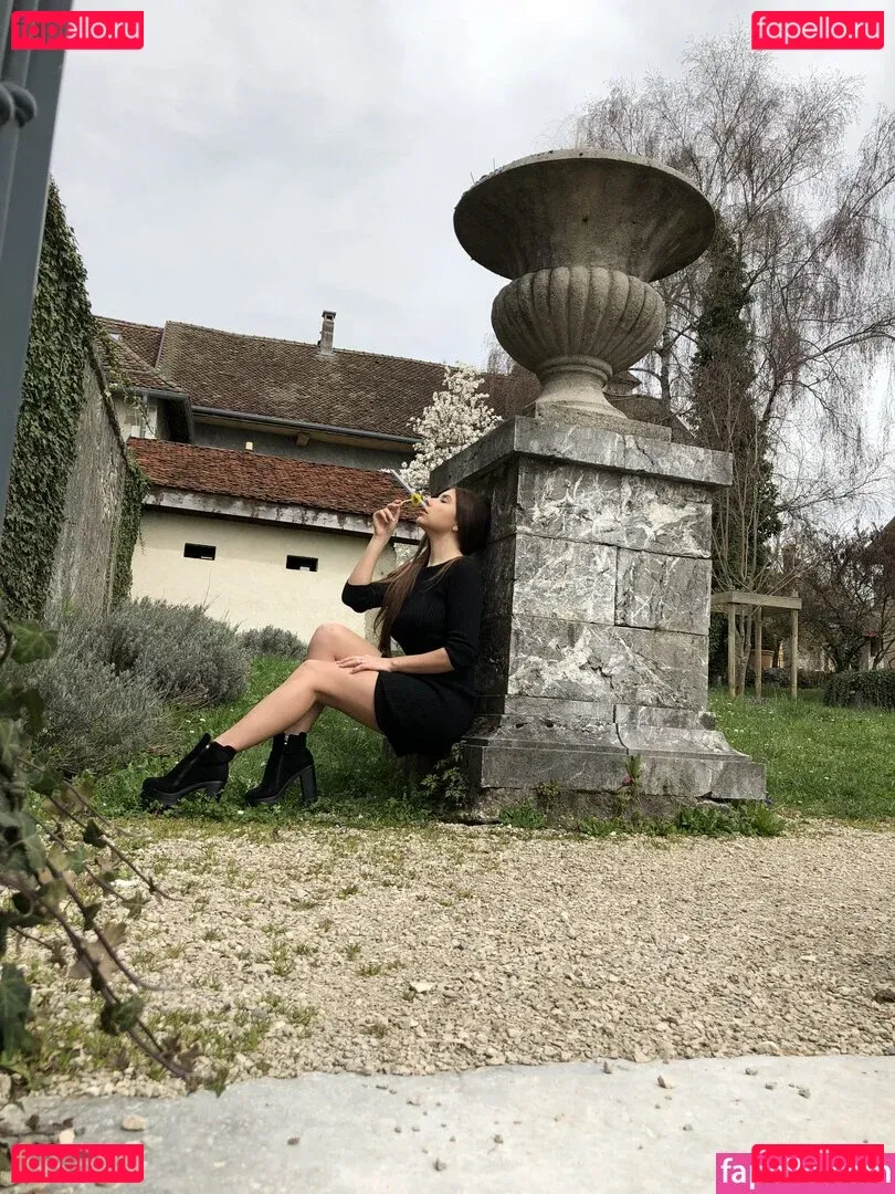 nyaomaruu Onlyfans Photo Gallery 