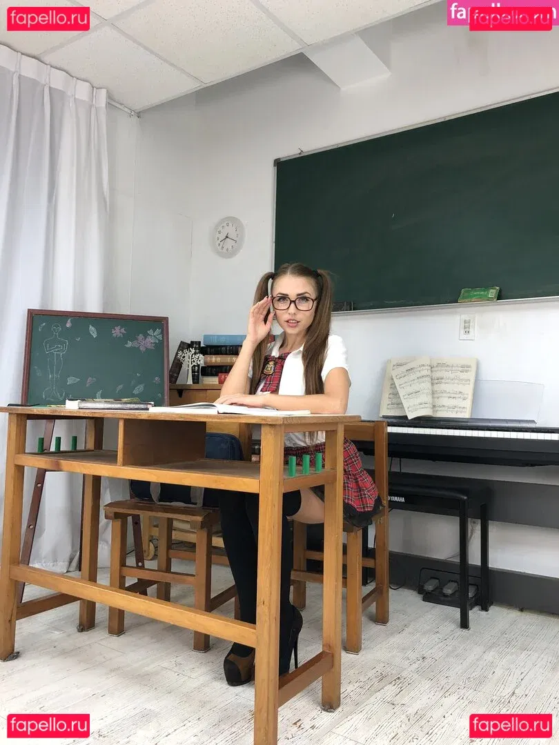 nyaomaruu Onlyfans Photo Gallery 