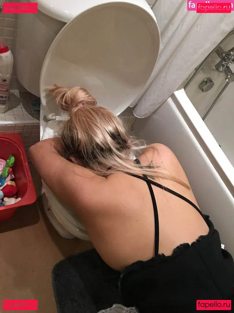 Sophie Carpenter Onlyfans Photo Gallery 