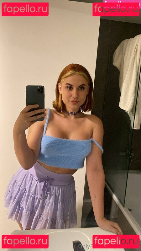 ElenaSmith98 Photo Gallery