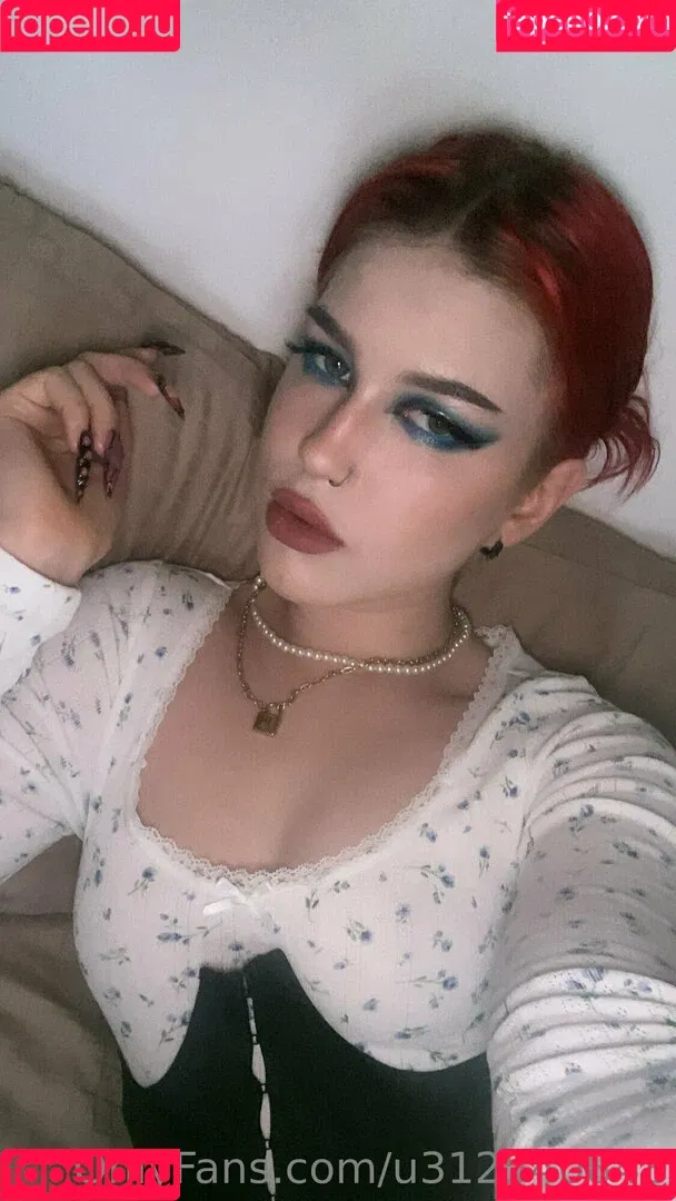 linda_dragon Onlyfans Photo Gallery 
