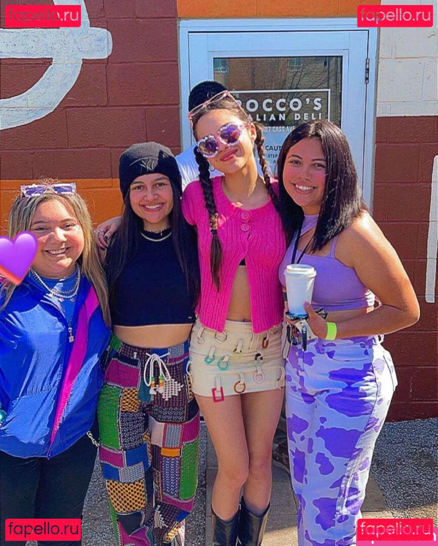 Rytriss Onlyfans Photo Gallery 