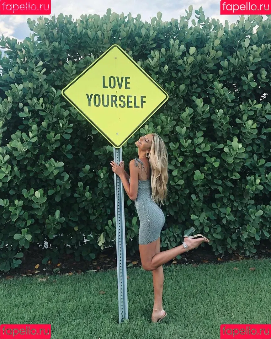 Emily Tanner Onlyfans Photo Gallery 