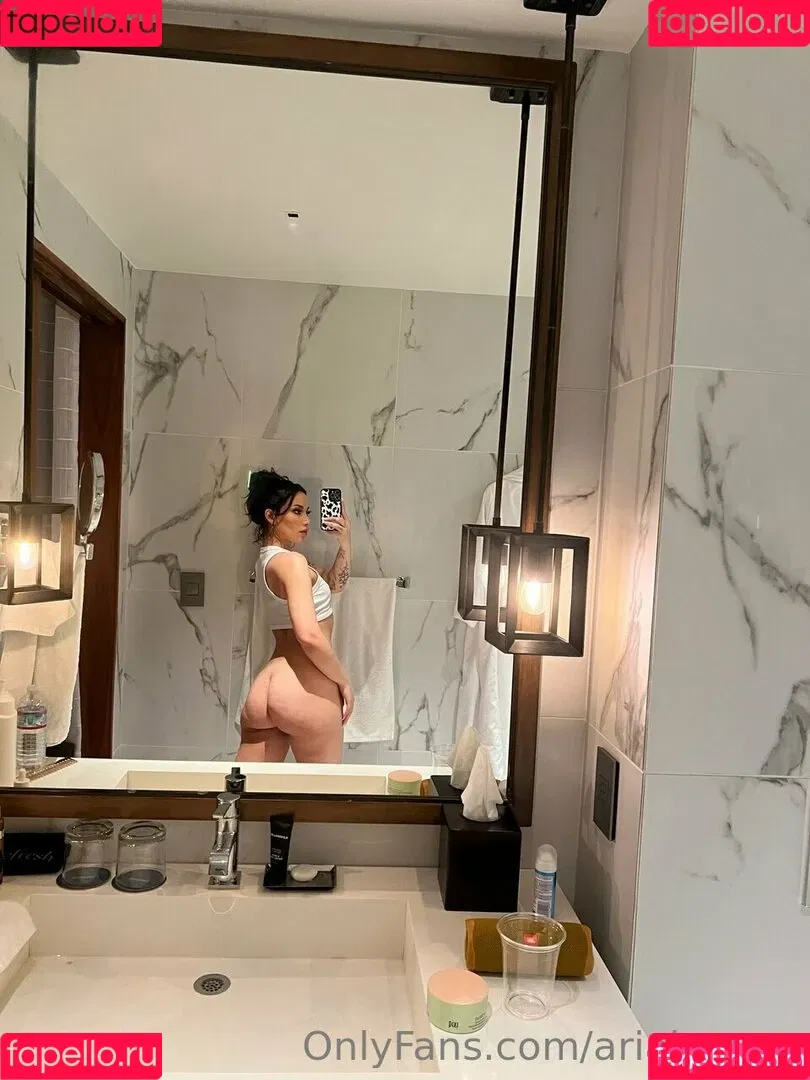 Aria Lee Onlyfans Photo Gallery 