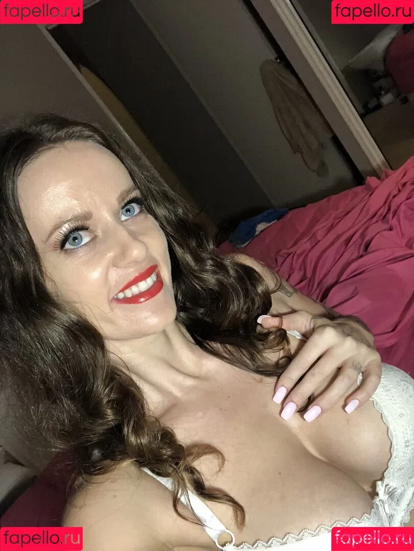 melodyradford Onlyfans Photo Gallery 