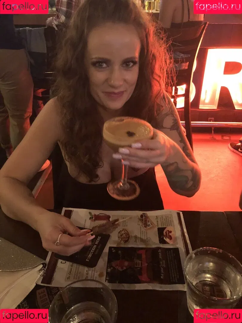 melodyradford Onlyfans Photo Gallery 