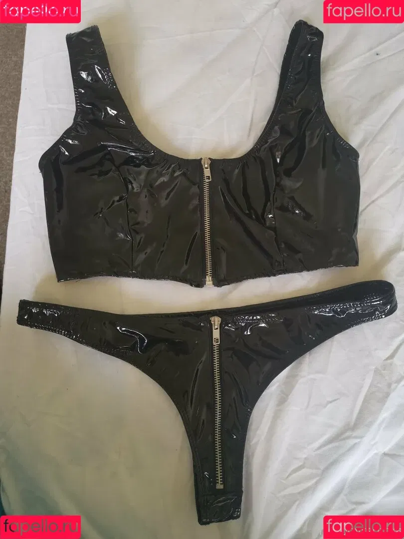 melodyradford Onlyfans Photo Gallery 