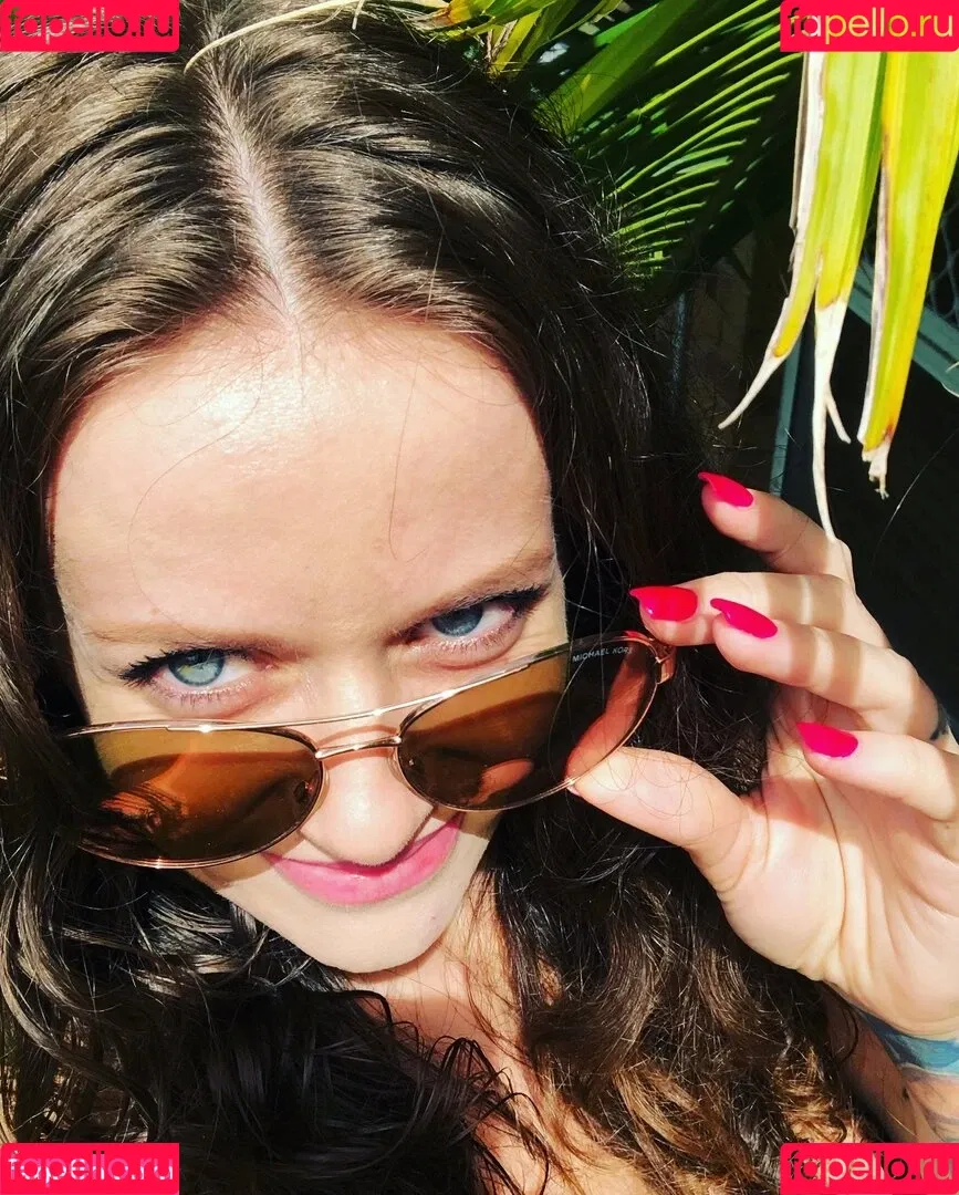 melodyradford Onlyfans Photo Gallery 