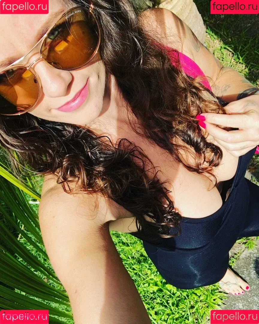 melodyradford Onlyfans Photo Gallery 