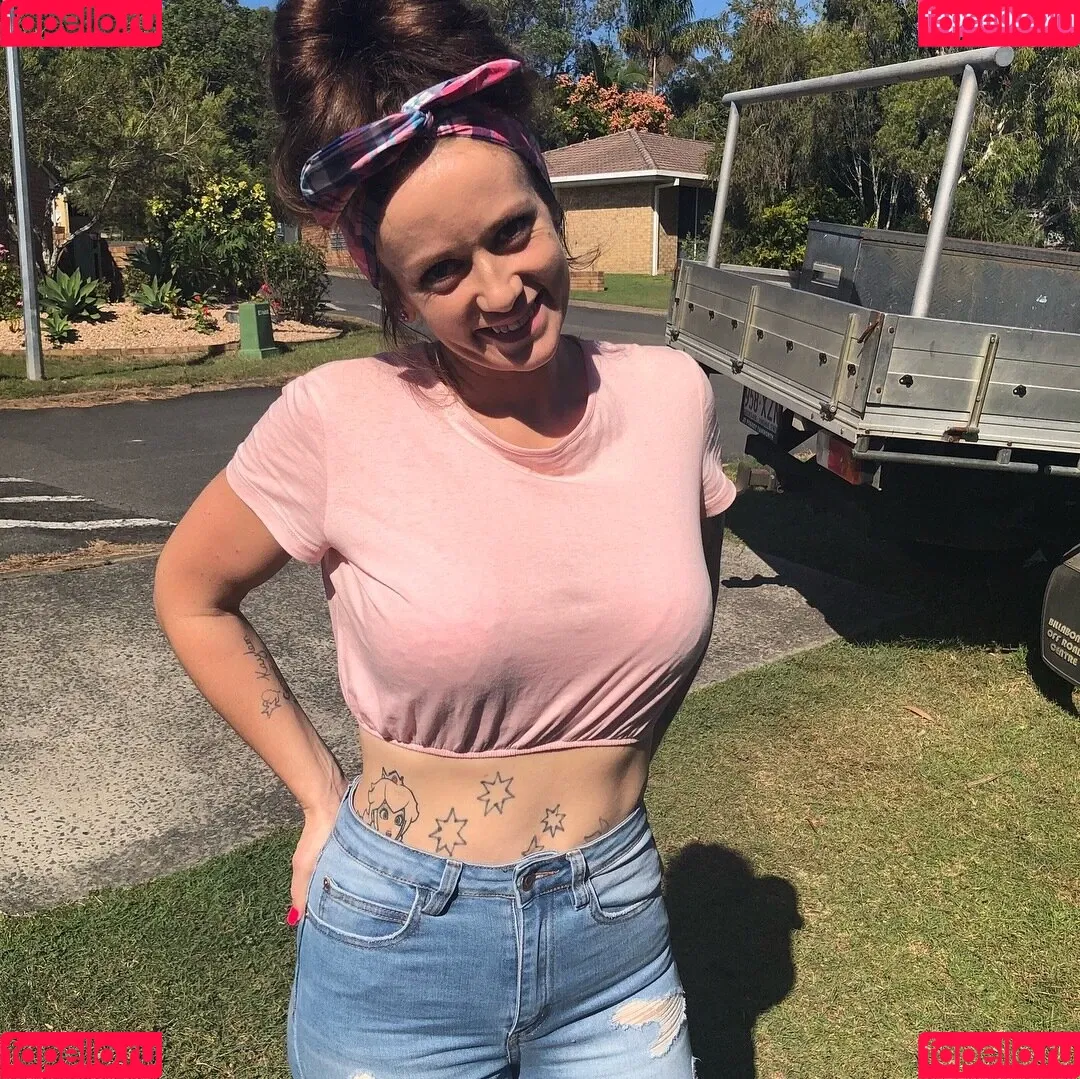 melodyradford Onlyfans Photo Gallery 