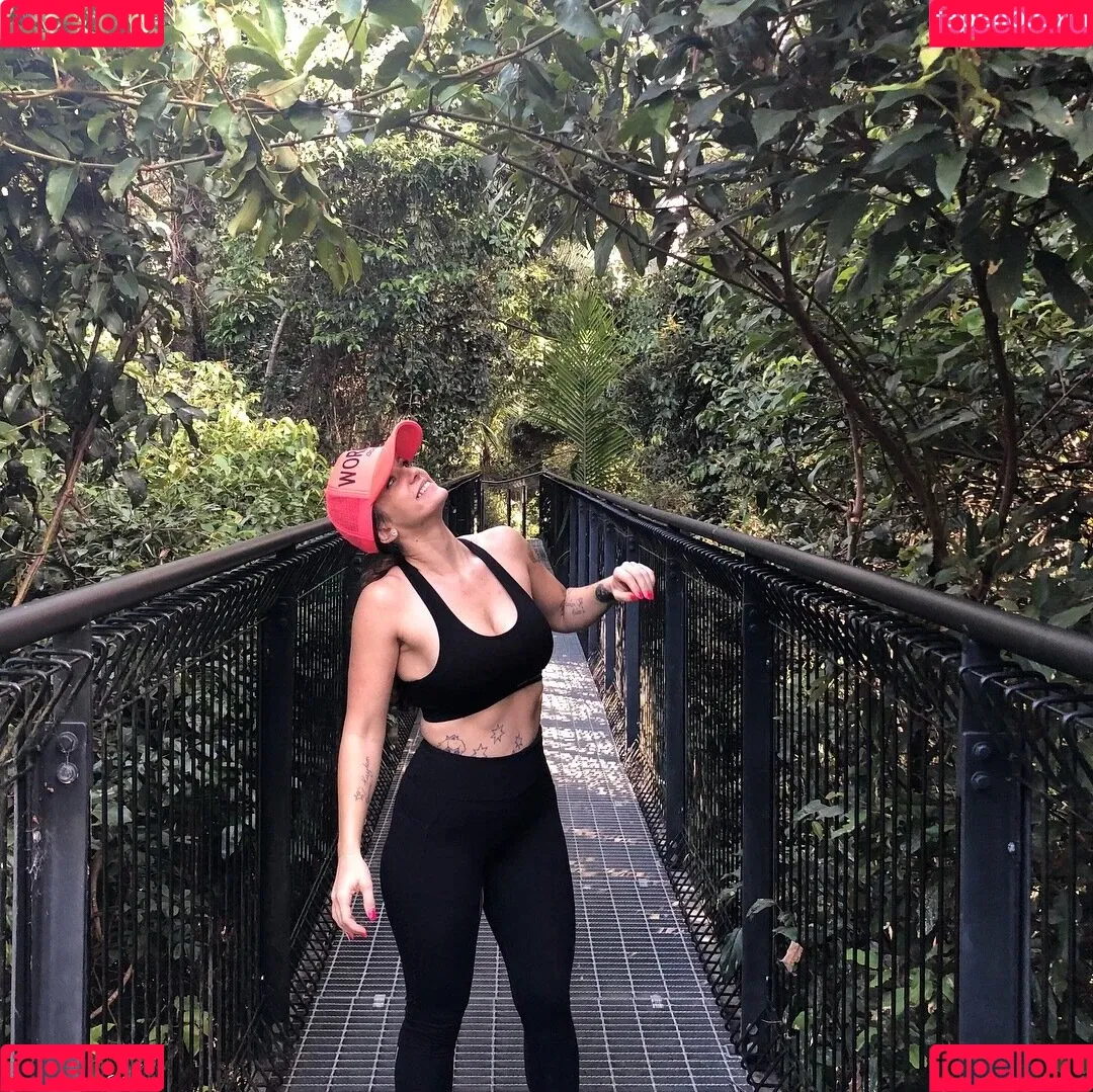 melodyradford Onlyfans Photo Gallery 